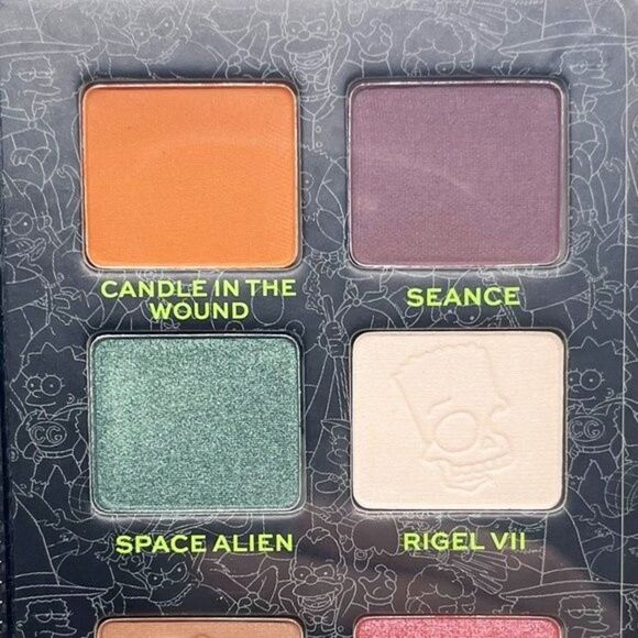 The Simpsons x‎ Makeup Revolution Alien Maggie Palette - Picture 6 of 7
